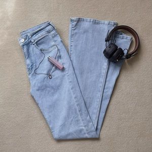 Light Blue Denim Flarred Jeans